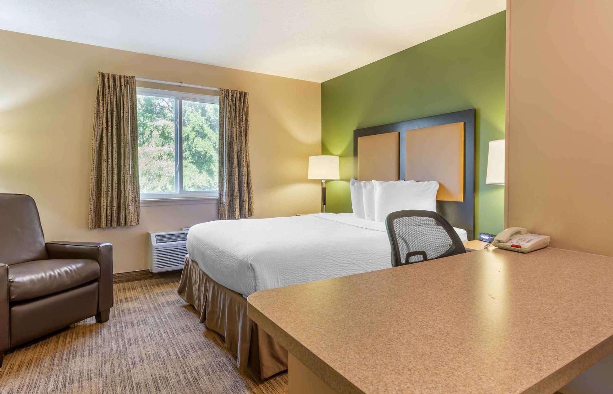 Extended Stay America Suites - Raleigh - Cary - Harrison Ave Exteriér fotografie