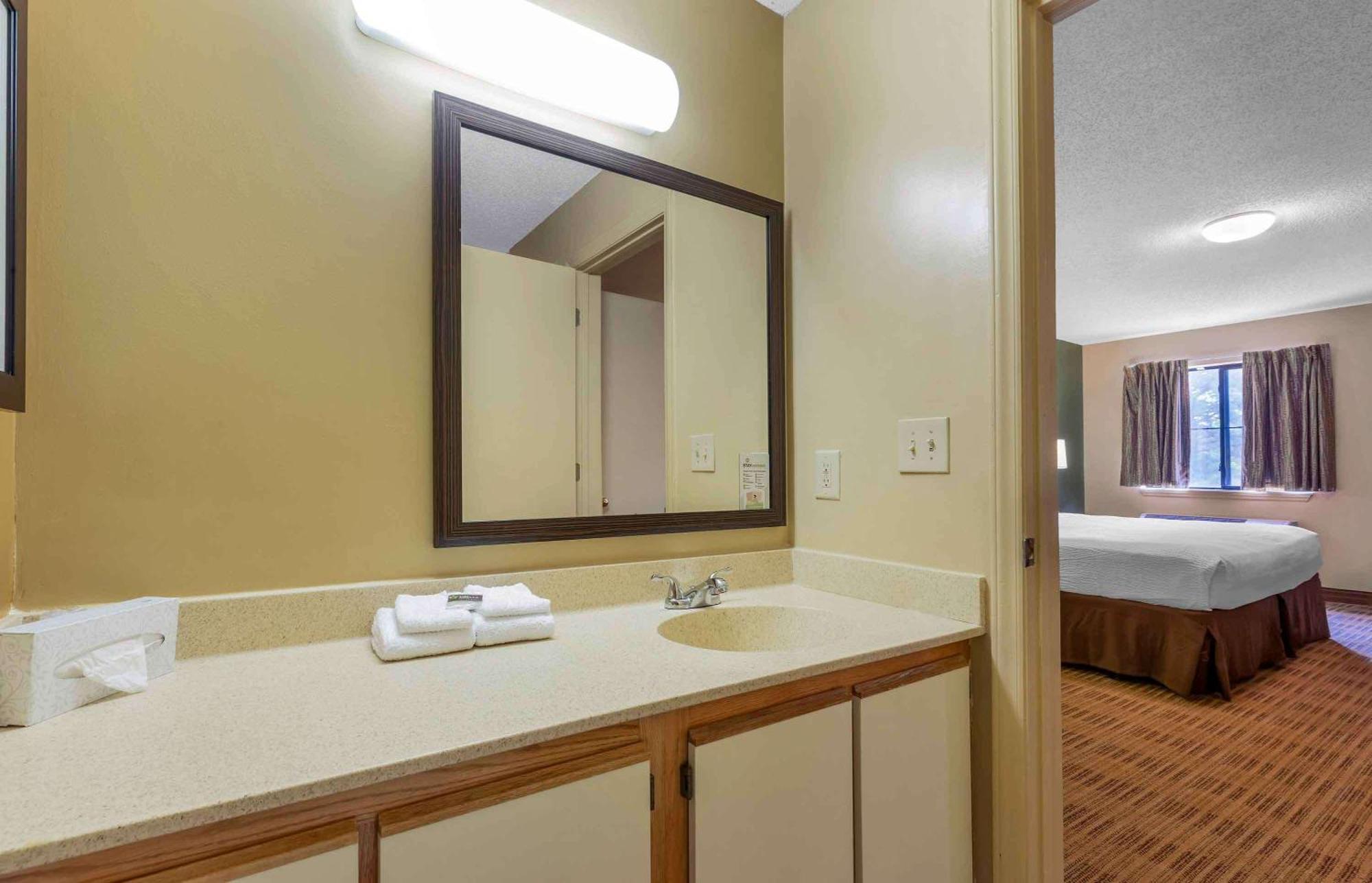 Extended Stay America Suites - Raleigh - Cary - Harrison Ave Exteriér fotografie