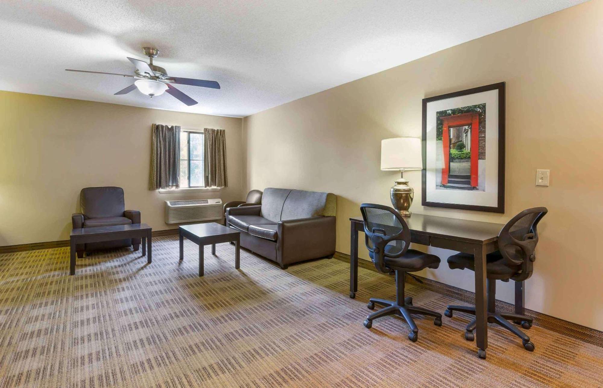 Extended Stay America Suites - Raleigh - Cary - Harrison Ave Exteriér fotografie