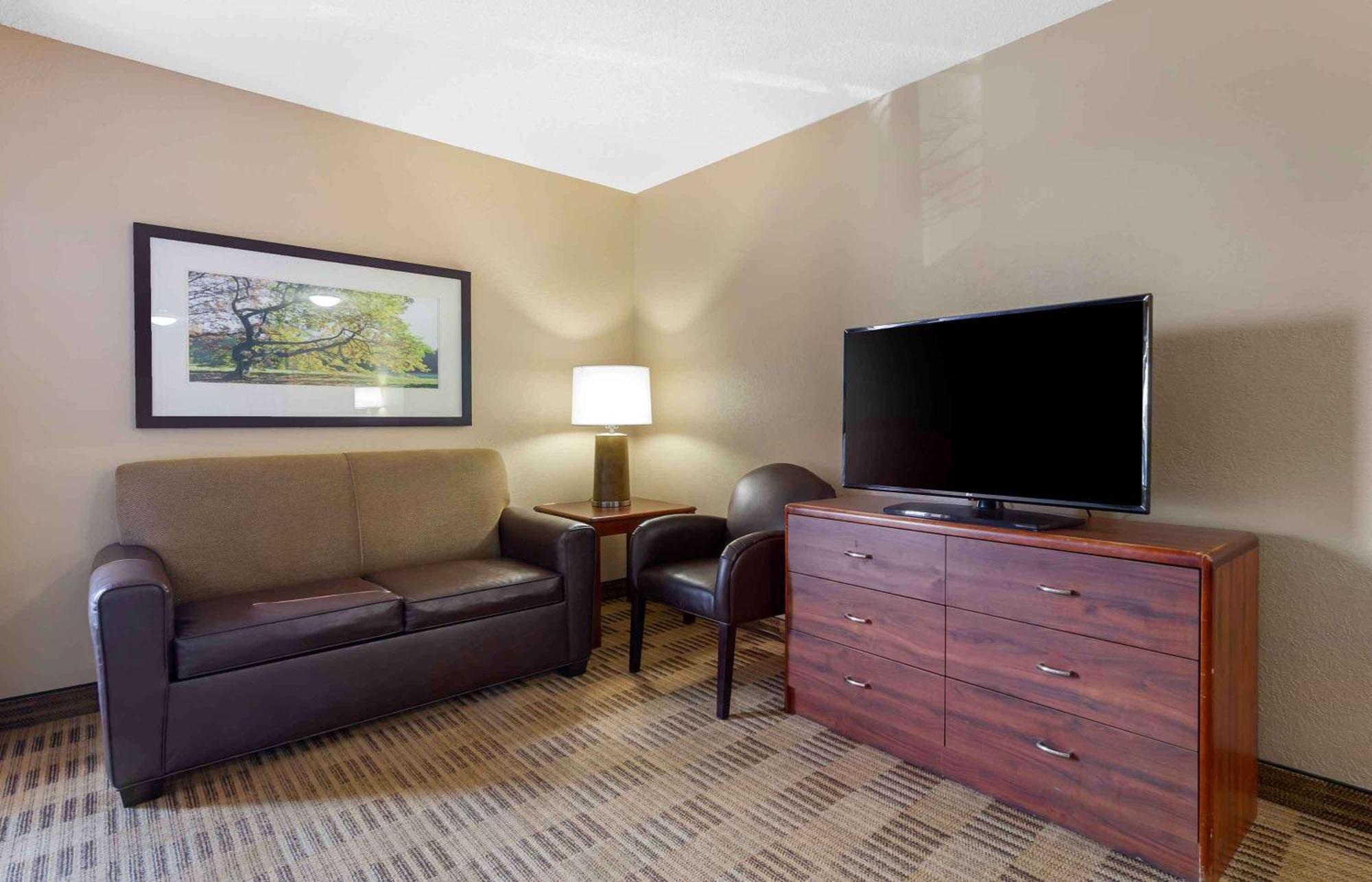 Extended Stay America Suites - Raleigh - Cary - Harrison Ave Exteriér fotografie