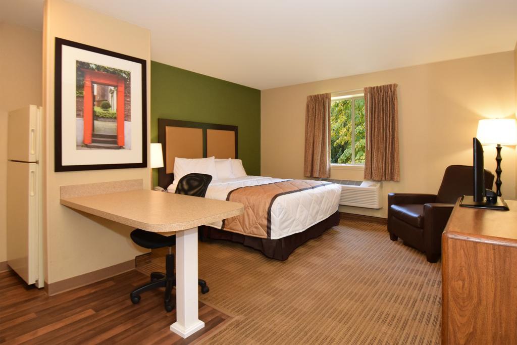 Extended Stay America Suites - Raleigh - Cary - Harrison Ave Exteriér fotografie