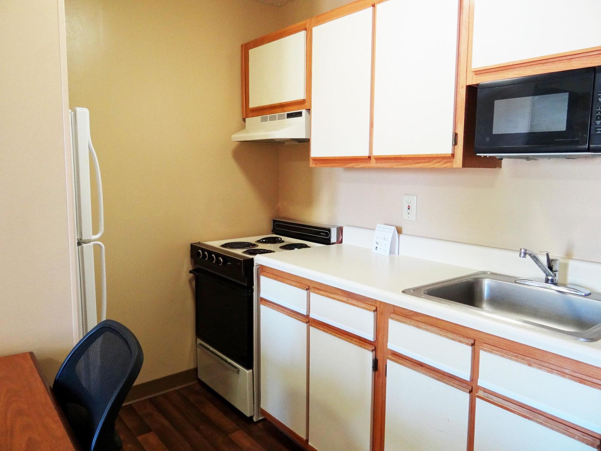 Extended Stay America Suites - Raleigh - Cary - Harrison Ave Exteriér fotografie